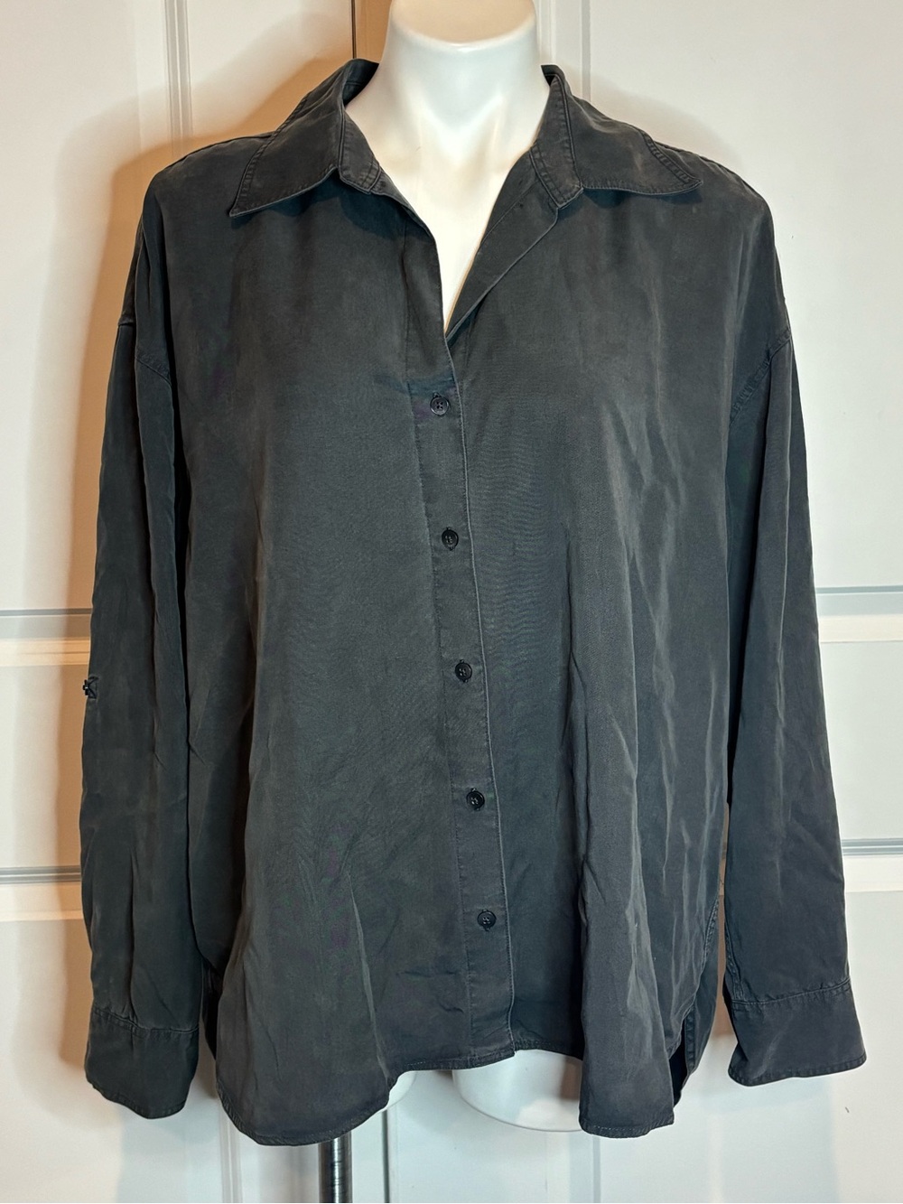 Babaton Charcoal Gray Tencel Lyocell Relaxed Fit Button Front Roll Tab Shirt M